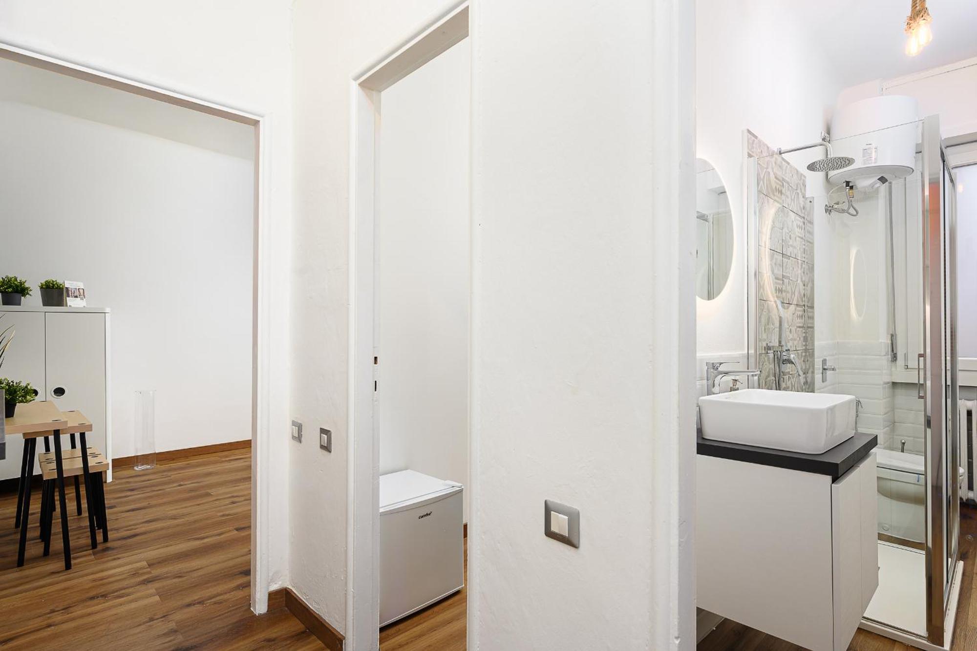 Sebino 17 - Monolocale Cool Apartment Milan Exterior photo